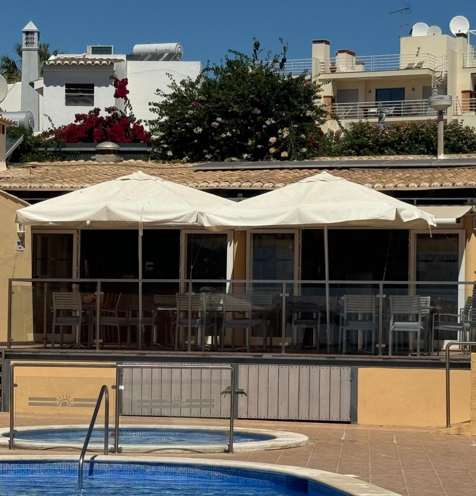 Apartamentos Do Parque Albufeira Eksteriør bilde